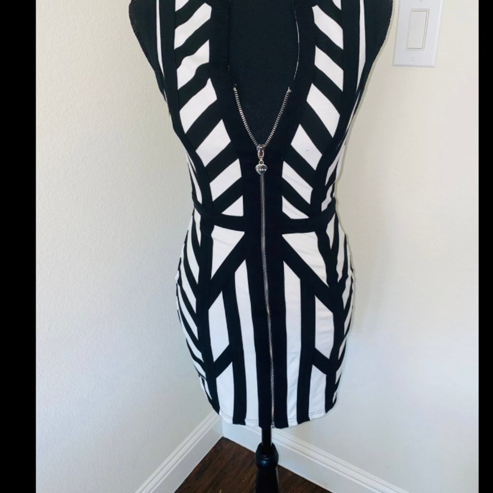 Bebe Black and White Bodycon dress